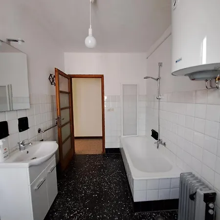Brown Dolomyte Apartamento